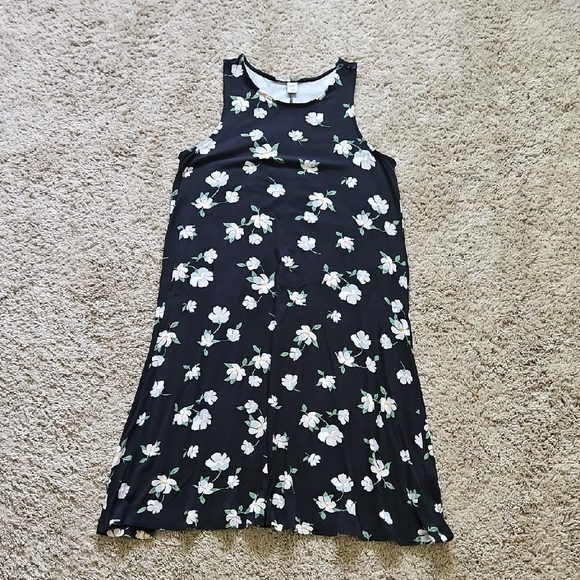 Old Navy Dresses & Skirts - Old Navy Floral Black Dress, Size M
